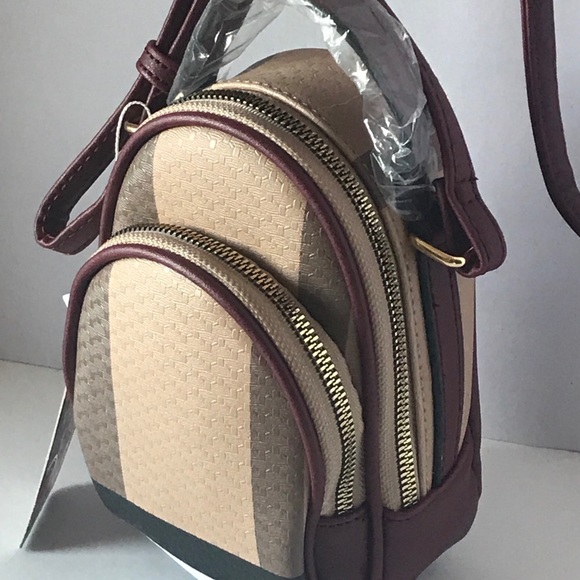 Deluxity Plaid Crossbody Bag👛 - Picture 2 of 8